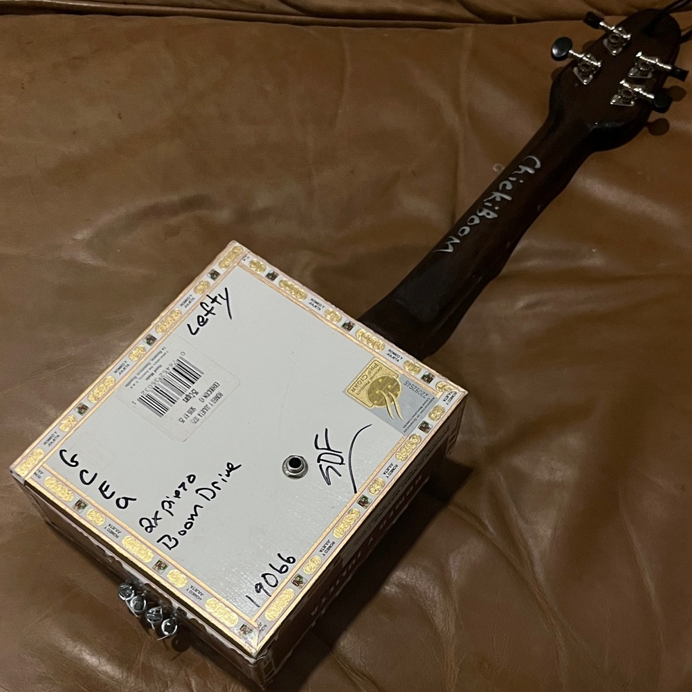 Unique Cigar Box Guitar with Colorful Design - Picture 4 of 4